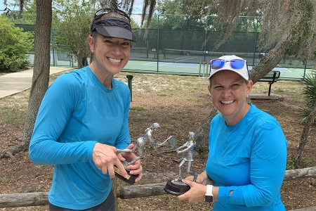 Womens-4.0-Doubles-Finalists-Rachel-Halscott-Julie-Fontaine