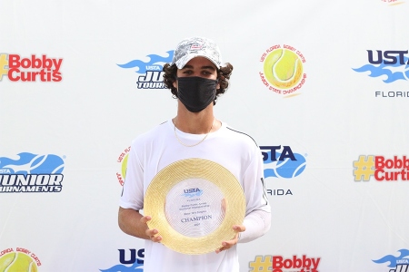 Boys' 18s Champion: Sami Ozzor