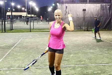 Gonzalez at a 2016 practice amid chemotherapy