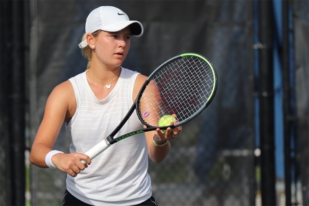 Girls' 18s Winner: Charlotte Owensby