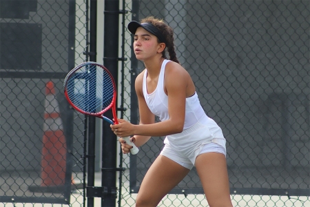 Girls' 16s Winner: Yanire Marte Gonzalez
