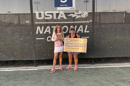 Women's 4.0 Singles -- Finalist Kristie McCormick, Champion Lynne Huggins