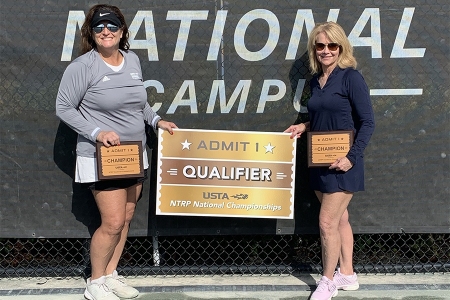 Women's 4.5 Doubles Champions: Lynne Hancock, Suzanne McAllister
