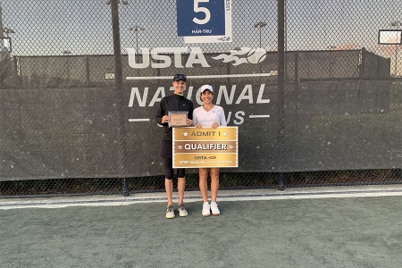 Women's 4.5 Singles -- Finalist Michele Rose, Champion Guadalupe Avinzano