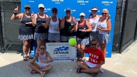 Women's 2.5 Champions: Duval
