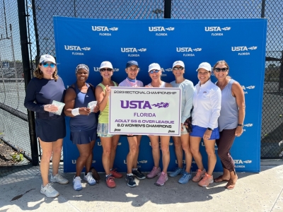 Women's 8.0 Champions: Hillsborough