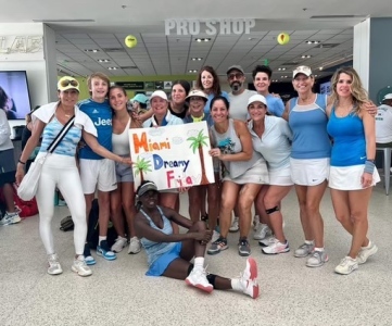 Women's 4.0 Finalist: Miami-Dade