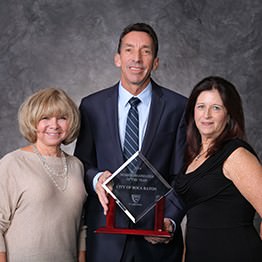 Broward Tennis Blog: Retiring Racquet Center Manager Was Taylor Made