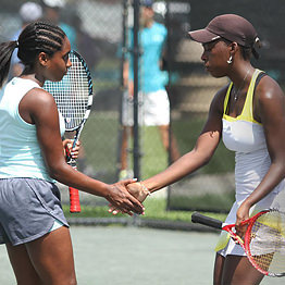 Evento Junior de Tenis por Equipos en Sept. Dará Comienzo al Juego de Ligas en el Otoño